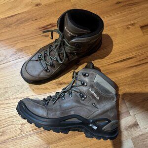 Lowa Renegade Women's Boots GTX Mid Size 9